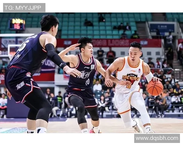 赛后分析:武汉篮球队与南京篮球队的技术对决与战术探讨